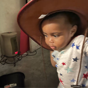 Meet your Posher, Alice